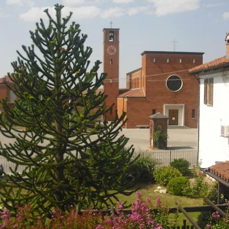 Casa di campagna Casa Lavazza Cherasco