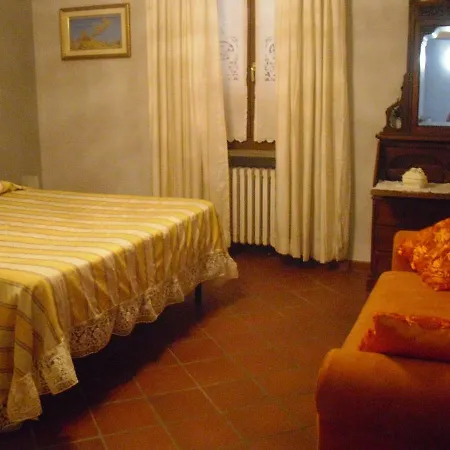 Casa Lavazza Casa di campagna Cherasco